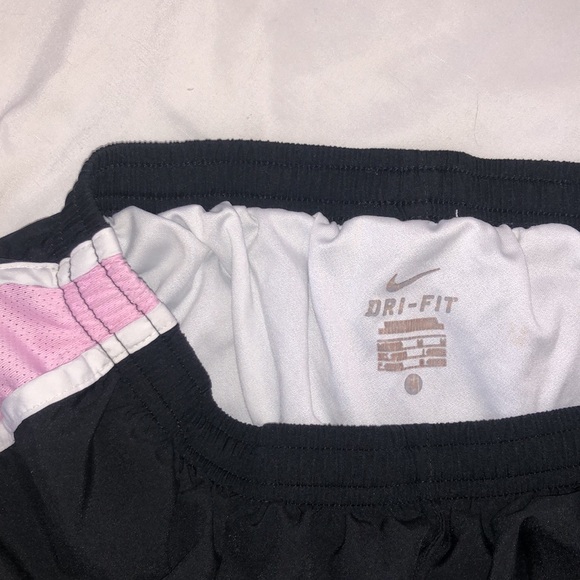 Nike Dri-fit pink and black running shorts - Picture 2 of 3